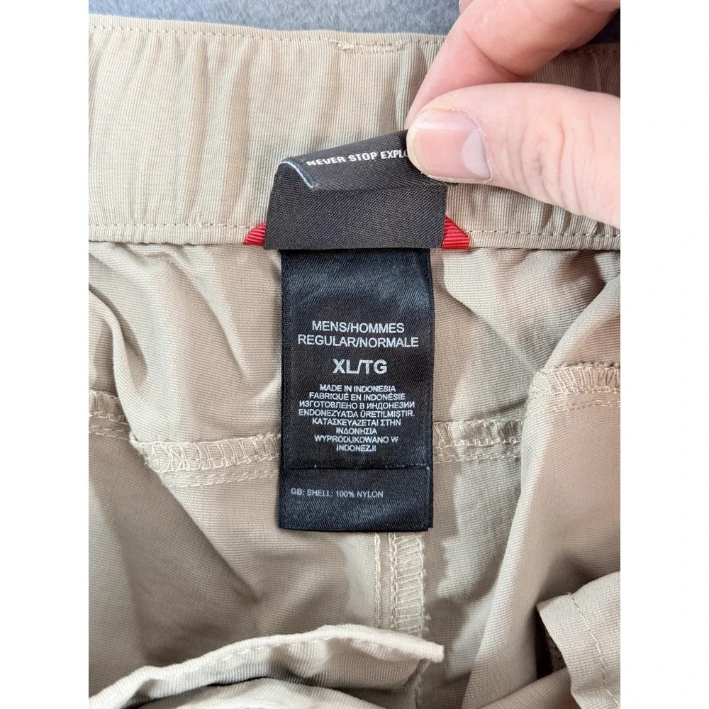 The North Face Shorts Mens XL Beige Nylon Hiking 9 Inseam Belted Cargo